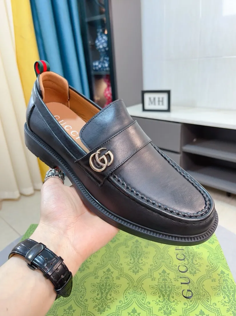 Men's shoes 💰500🌹🌹[GUCCI Gucci] A new style of formal men's leather shoes is coming ~ The original quality upper is made of Italian cowhide➕The leather is soft and delicate, comfortable and soft. The top layer of genuine leather, rubber wear-resistant outsole, the shoe shape is dignified and domineering, and the luxury charm is not concealed! The natural and free nouveau riche leads the trend. Code number: 38-44
